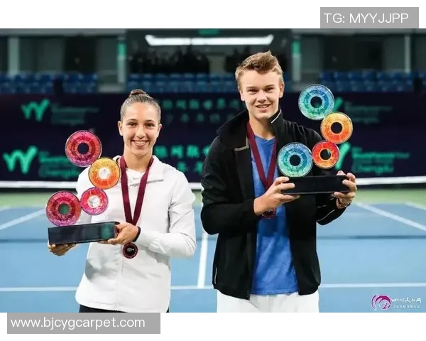 成都网球队的阵地战揭秘：探索网球深度与战术策略的完美结合