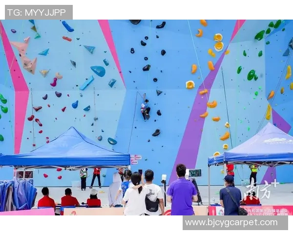 成都攀岩队在极限运动会中的力量表现与技术分析