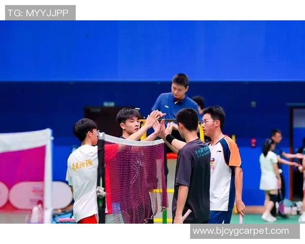 成都羽毛球队战术创新引领潮流助力羽毛球竞技水平提升