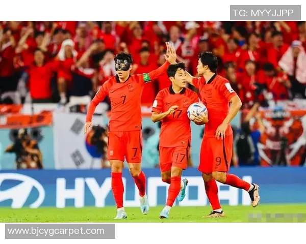 广州羽毛球队在世界杯预选赛中的默契配合与战术分析